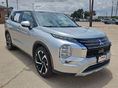 2024 Mitsubishi Outlander SE