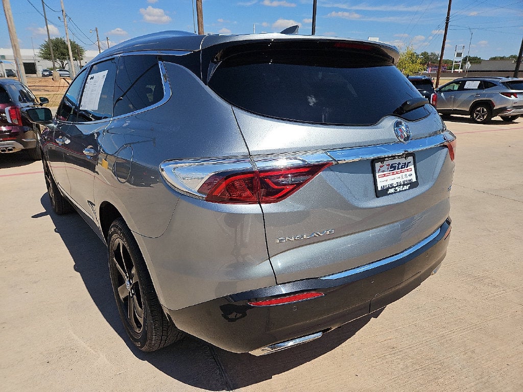2024 Buick Enclave Essence
