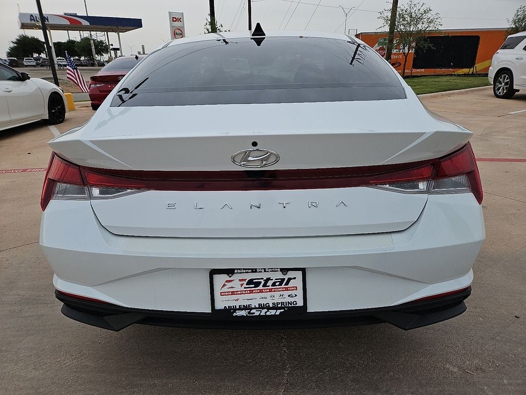 2022 Hyundai Elantra SEL