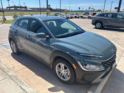 2022 Hyundai Kona SE