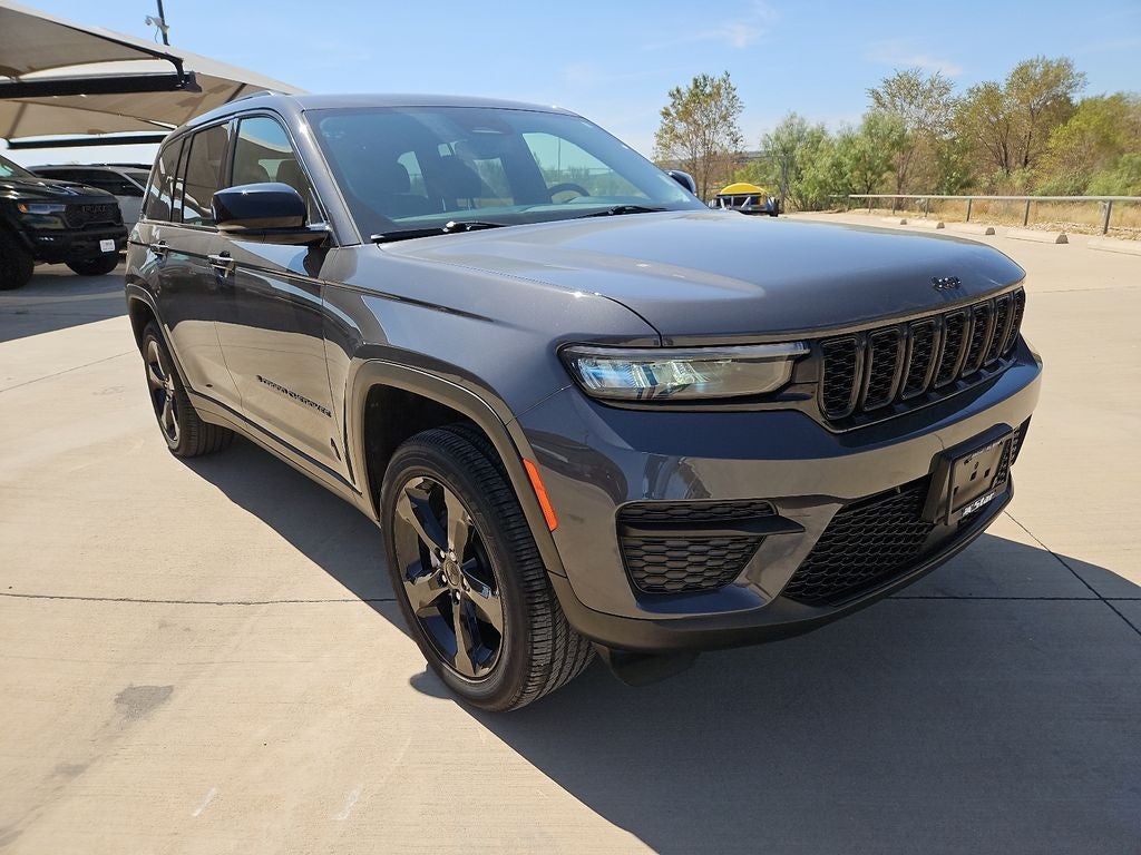 2024 Jeep Grand Cherokee Altitude