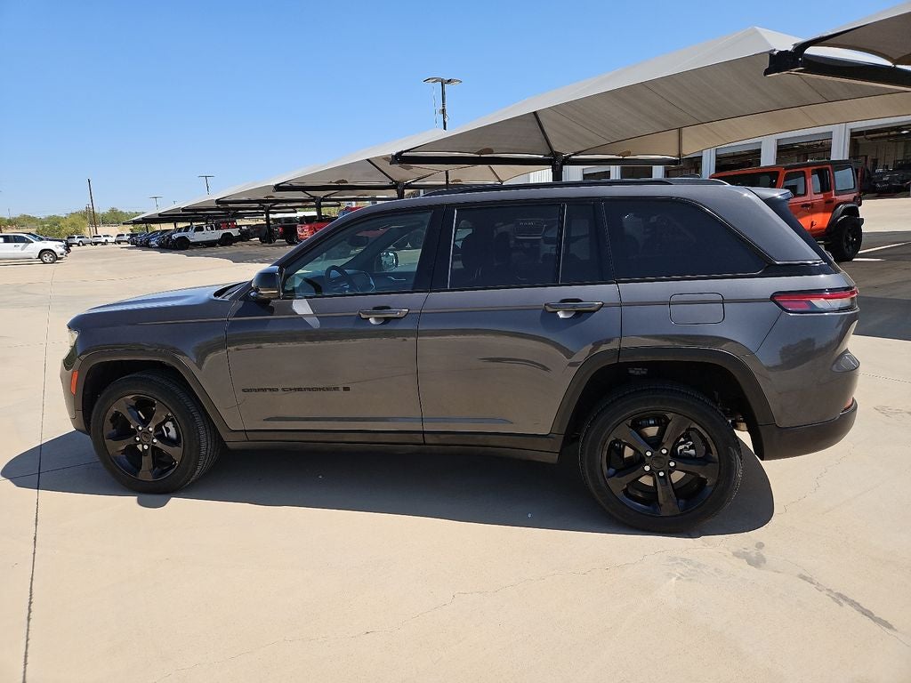 2024 Jeep Grand Cherokee Altitude