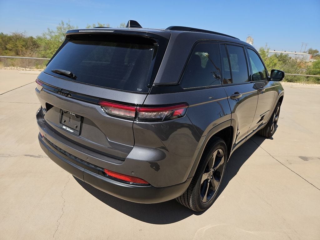 2024 Jeep Grand Cherokee Altitude