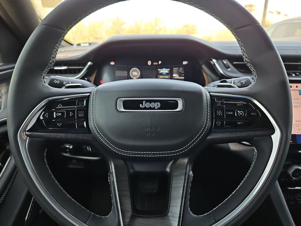 2023 Jeep Grand Cherokee Overland