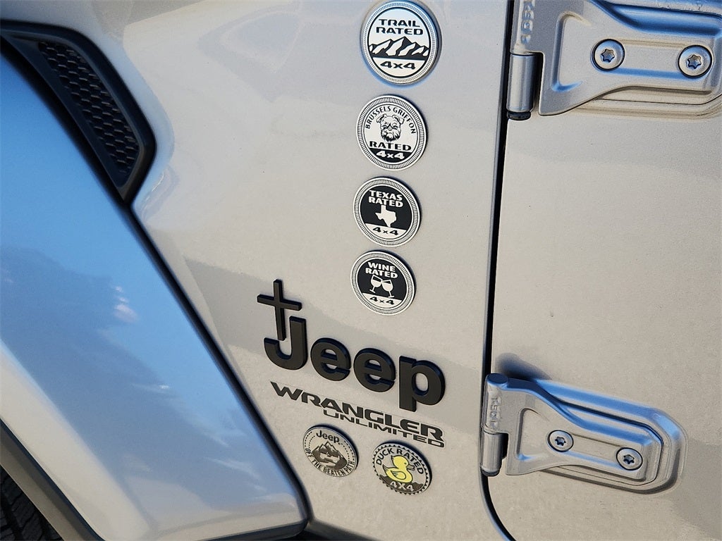 2019 Jeep Wrangler Unlimited Sahara Altitude