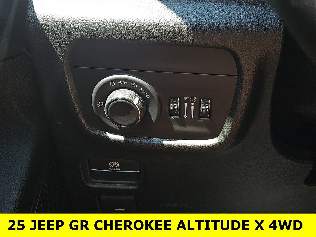 2025 Jeep Grand Cherokee Altitude X