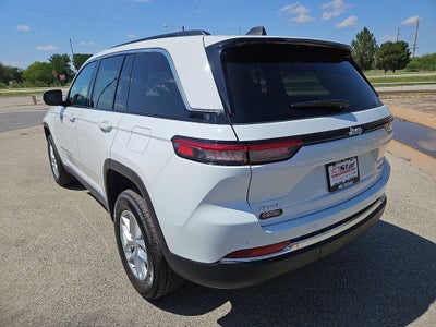 2026 Jeep Grand Cherokee Laredo