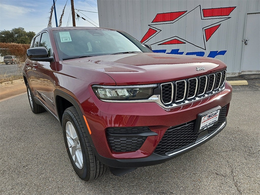 2025 Jeep Grand Cherokee Laredo