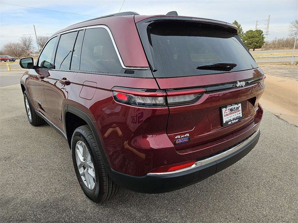 2025 Jeep Grand Cherokee Laredo