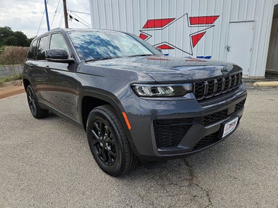 2026 Jeep Grand Cherokee Altitude