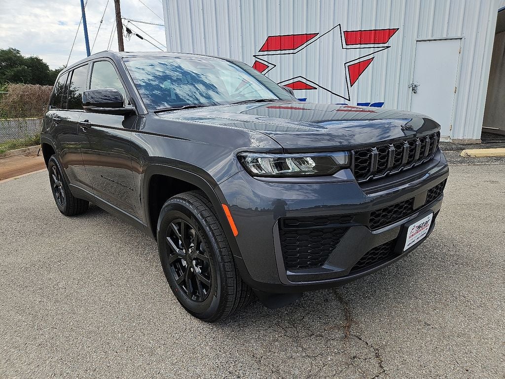 2026 Jeep Grand Cherokee Altitude