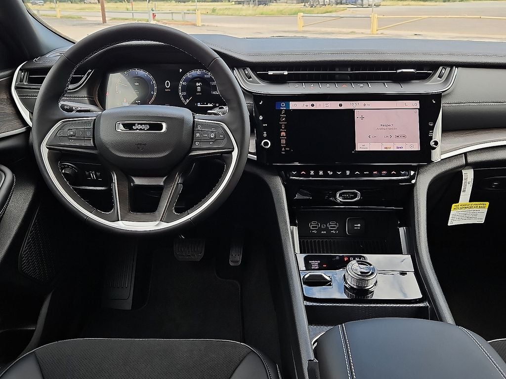 2026 Jeep Grand Cherokee Altitude