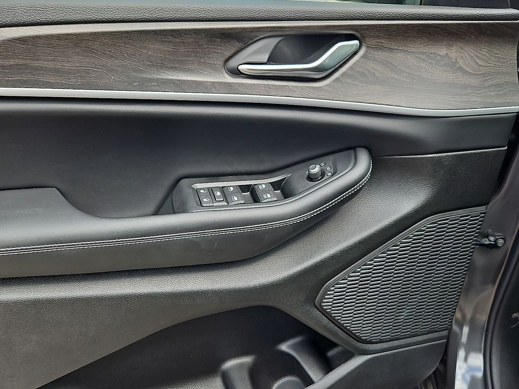 2026 Jeep Grand Cherokee Altitude