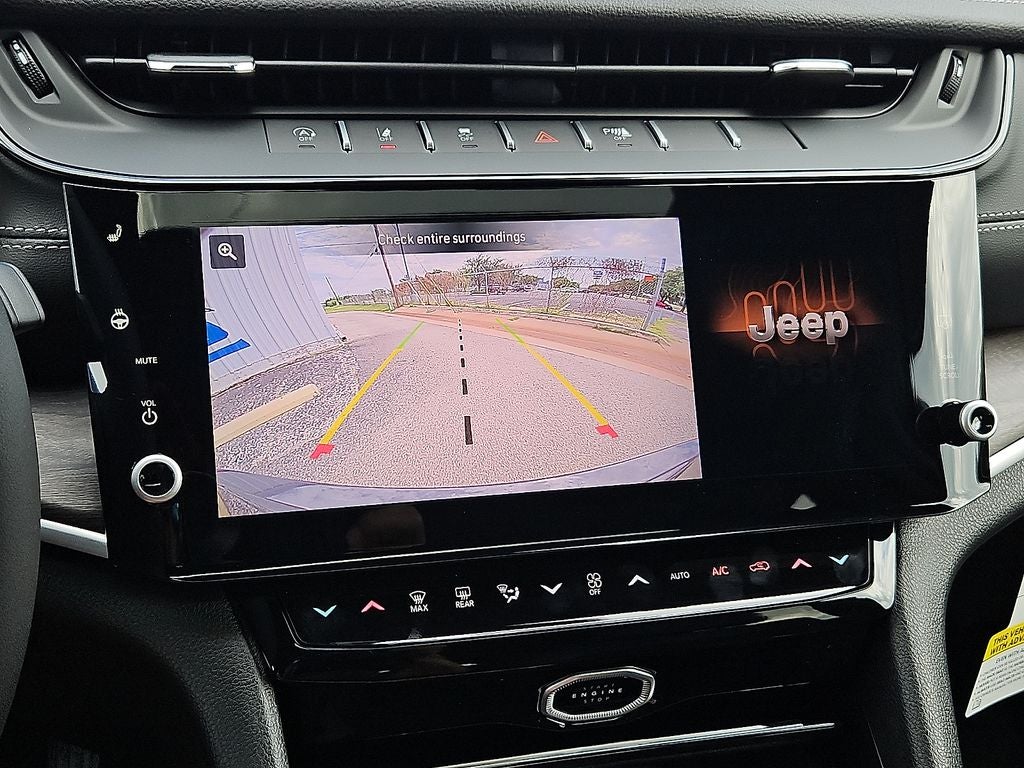 2026 Jeep Grand Cherokee Altitude