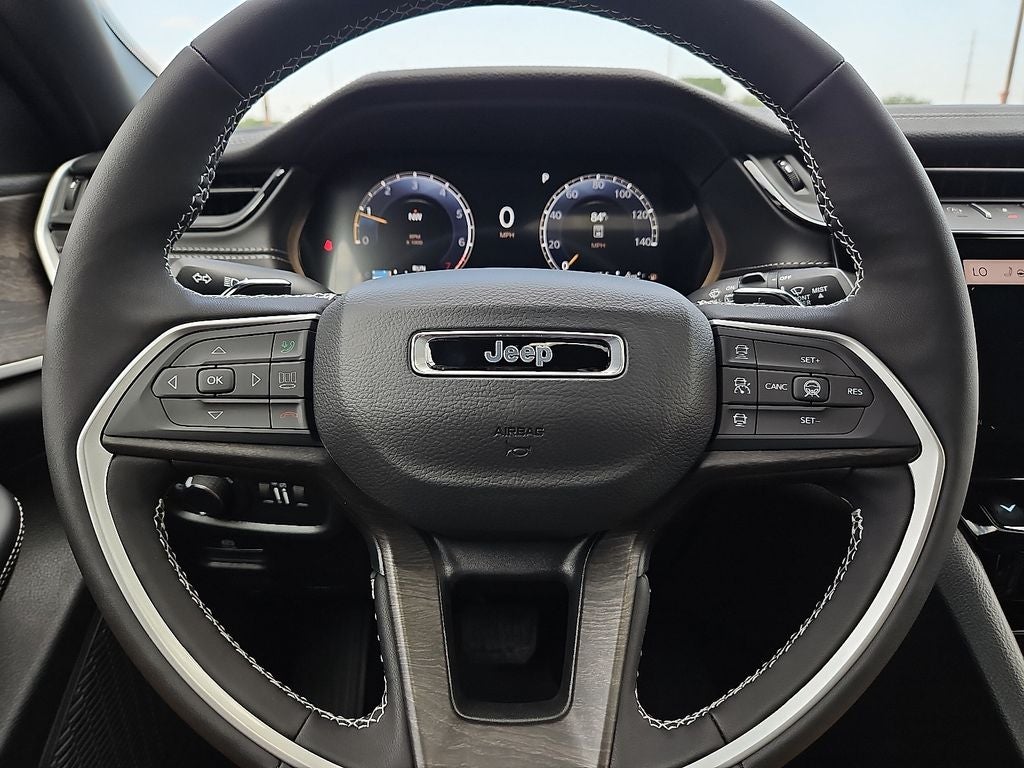 2026 Jeep Grand Cherokee Altitude