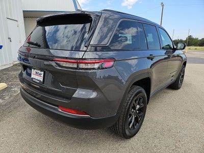 2026 Jeep Grand Cherokee Altitude