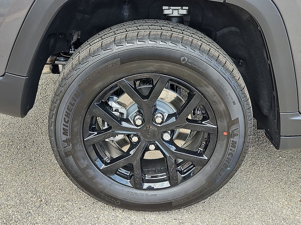 2026 Jeep Grand Cherokee Altitude