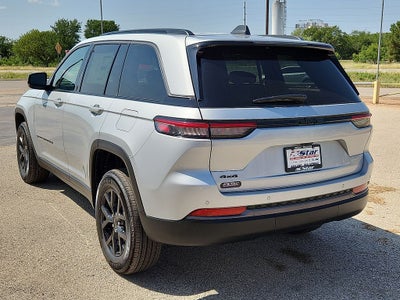2026 Jeep Grand Cherokee Altitude