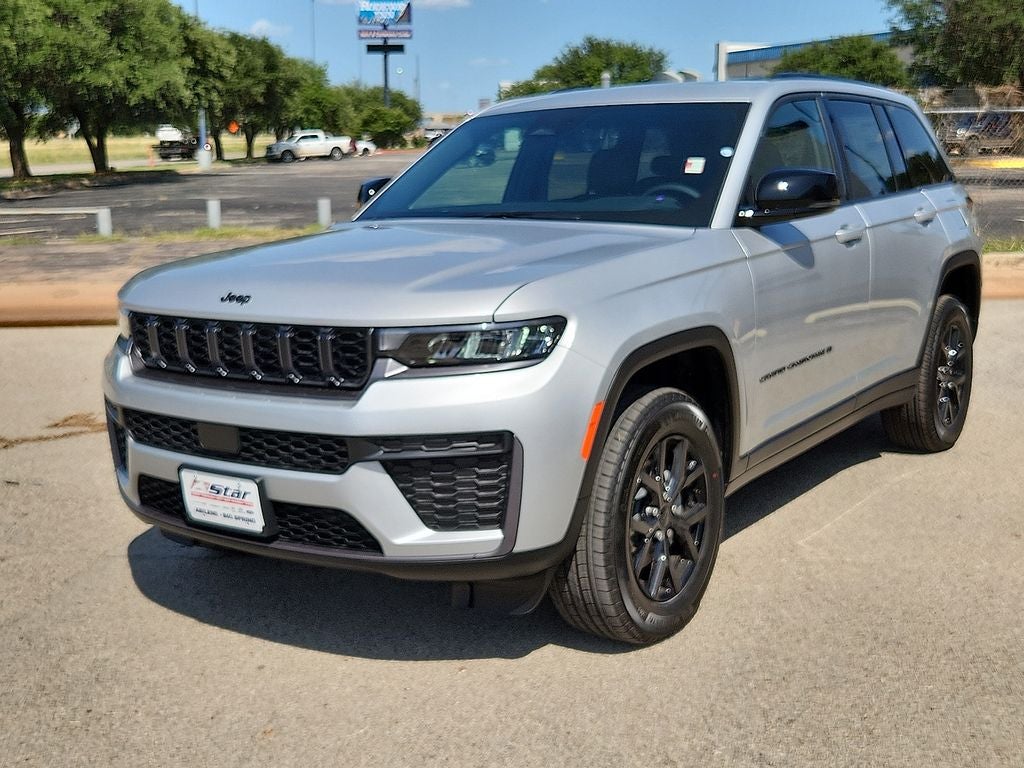 2026 Jeep Grand Cherokee Altitude