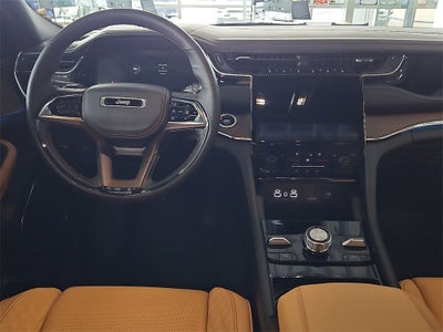 2025 Jeep Grand Cherokee Summit