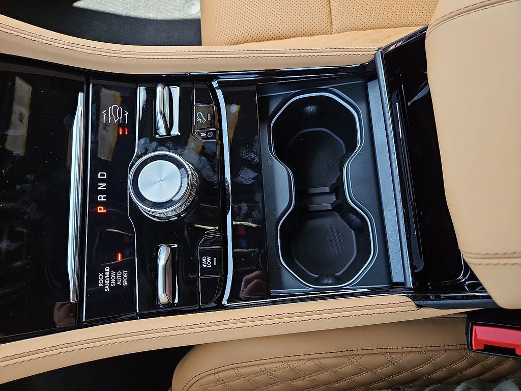 2026 Jeep Grand Cherokee Summit