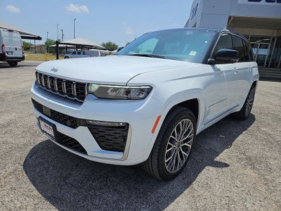 2026 Jeep Grand Cherokee Summit