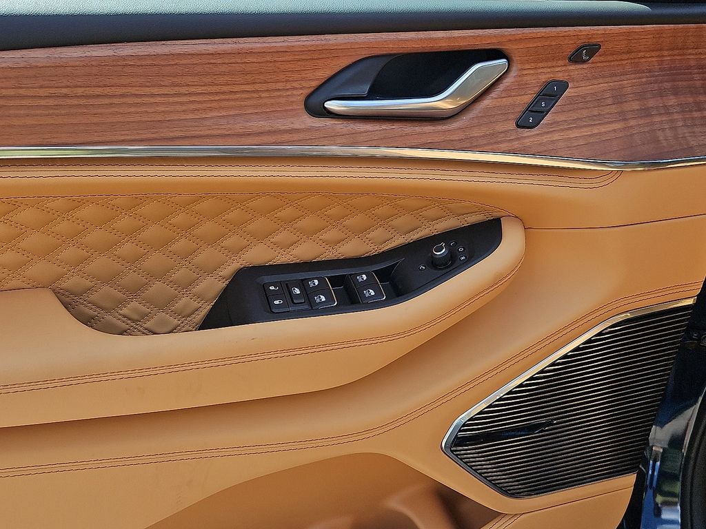 2026 Jeep Grand Cherokee Summit