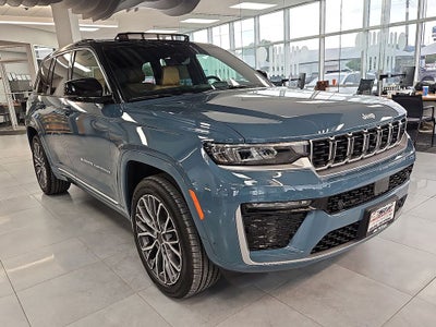 2026 Jeep Grand Cherokee Summit