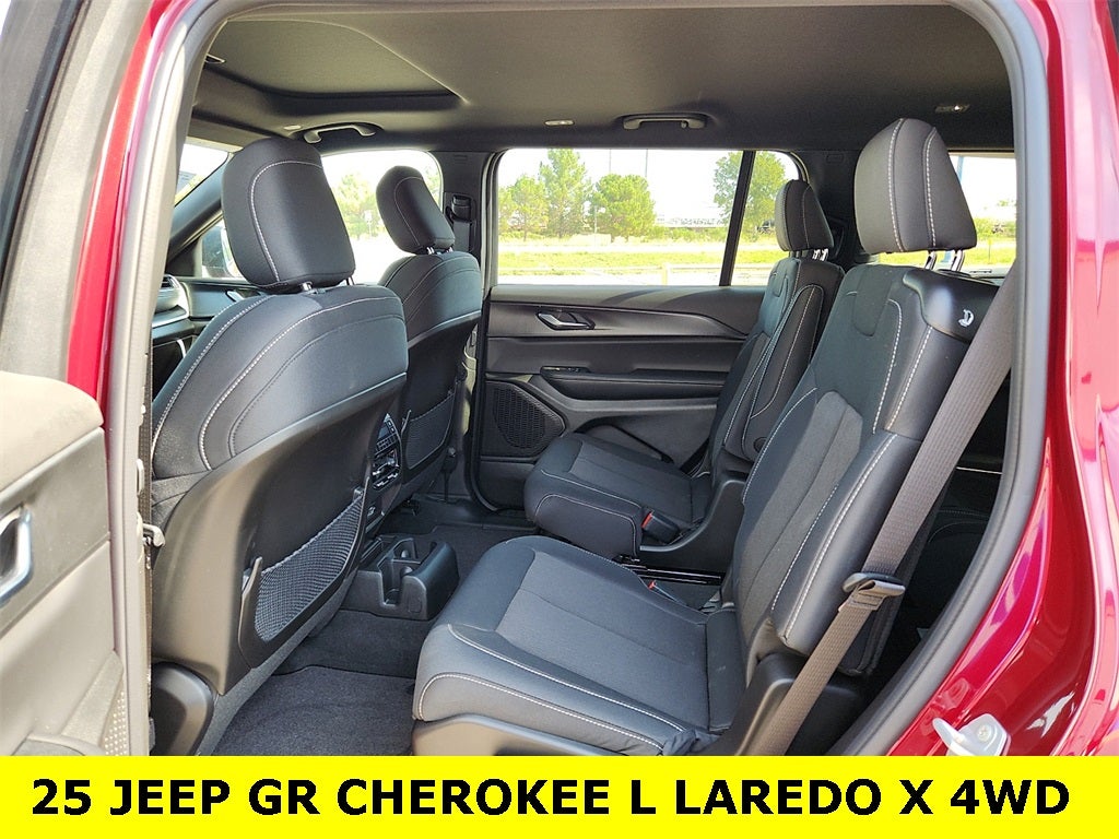 2025 Jeep Grand Cherokee L Laredo