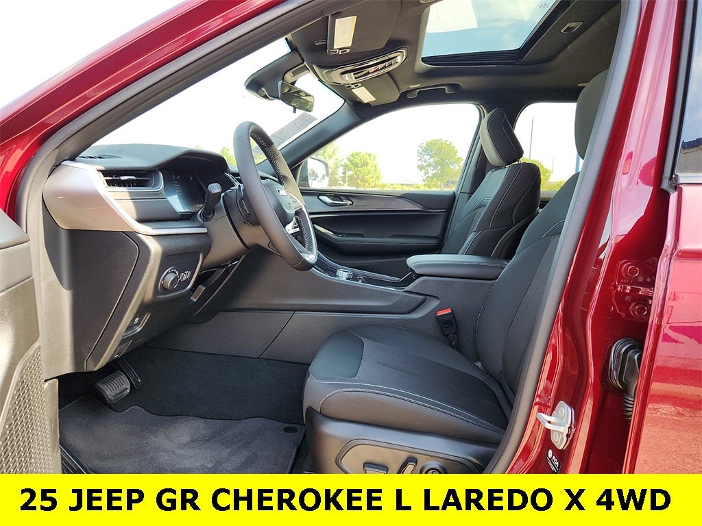 2025 Jeep Grand Cherokee L Laredo