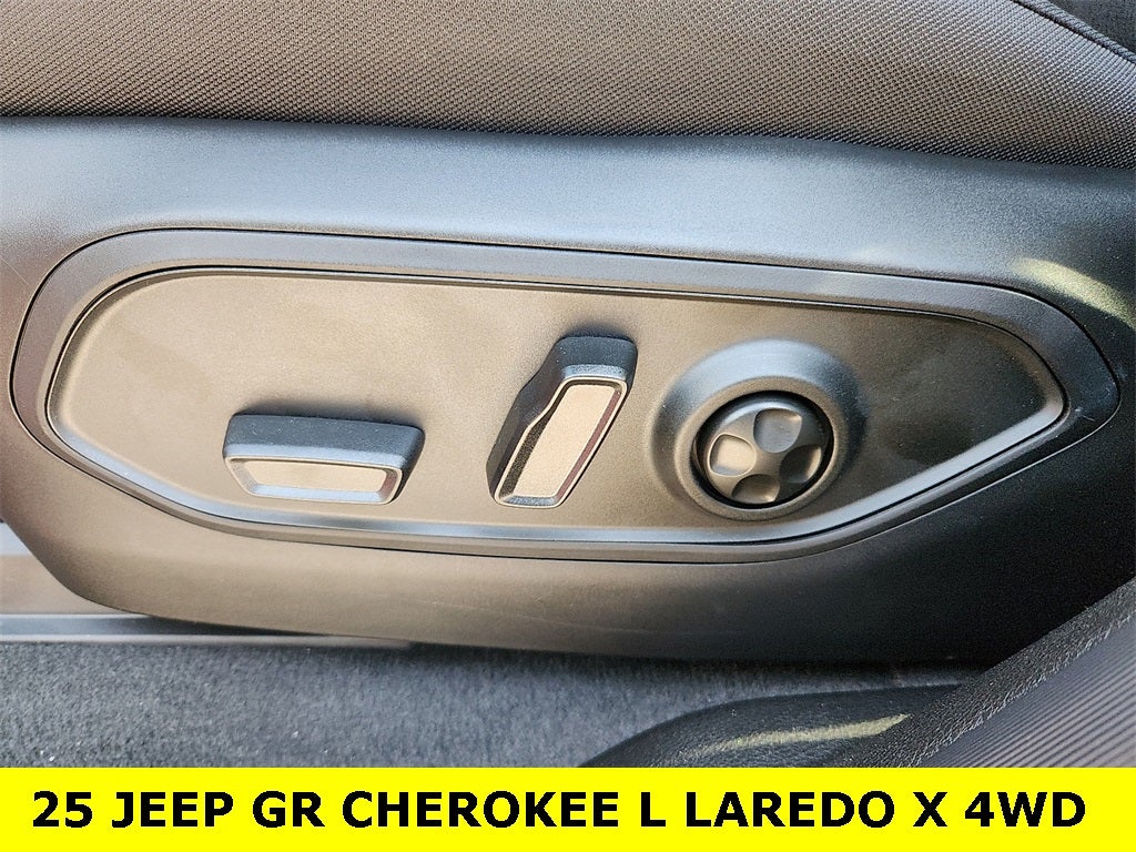 2025 Jeep Grand Cherokee L Laredo