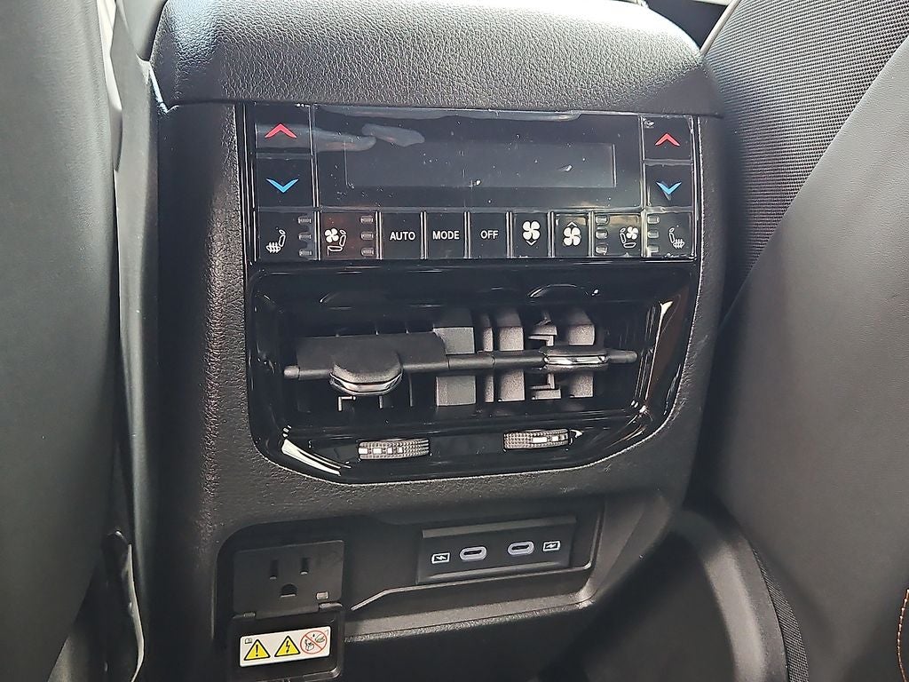 2026 Jeep Grand Cherokee L Summit