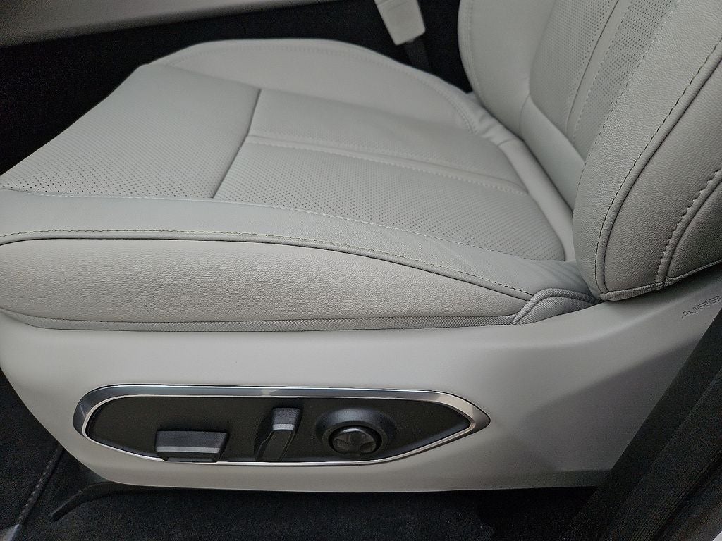 2026 Jeep Grand Wagoneer GRAND WAGONEER 4X2