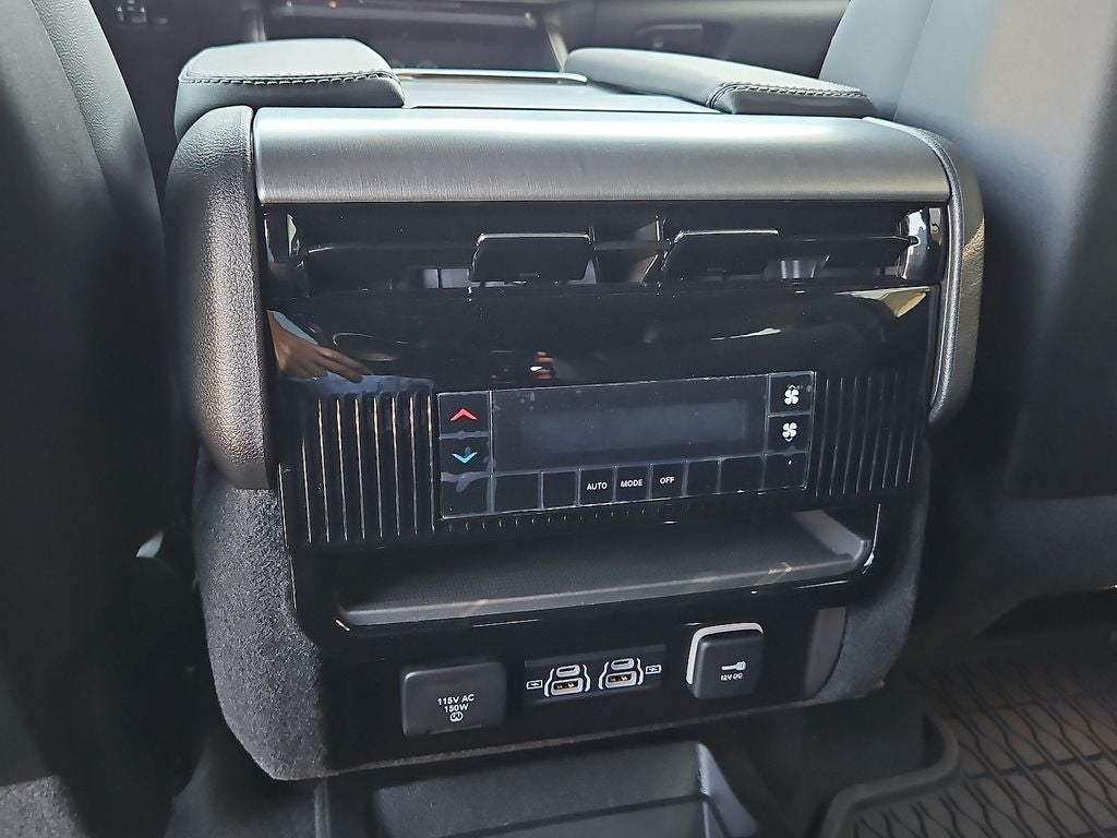 2026 Jeep Grand Wagoneer Upland