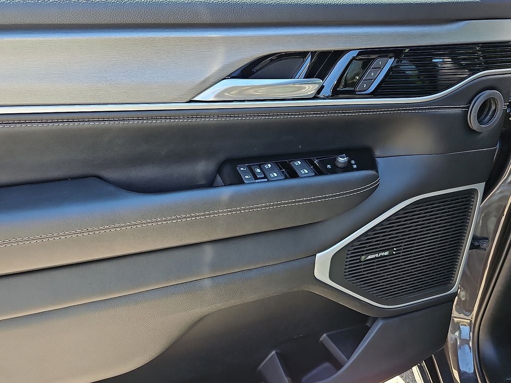 2026 Jeep Grand Wagoneer Upland