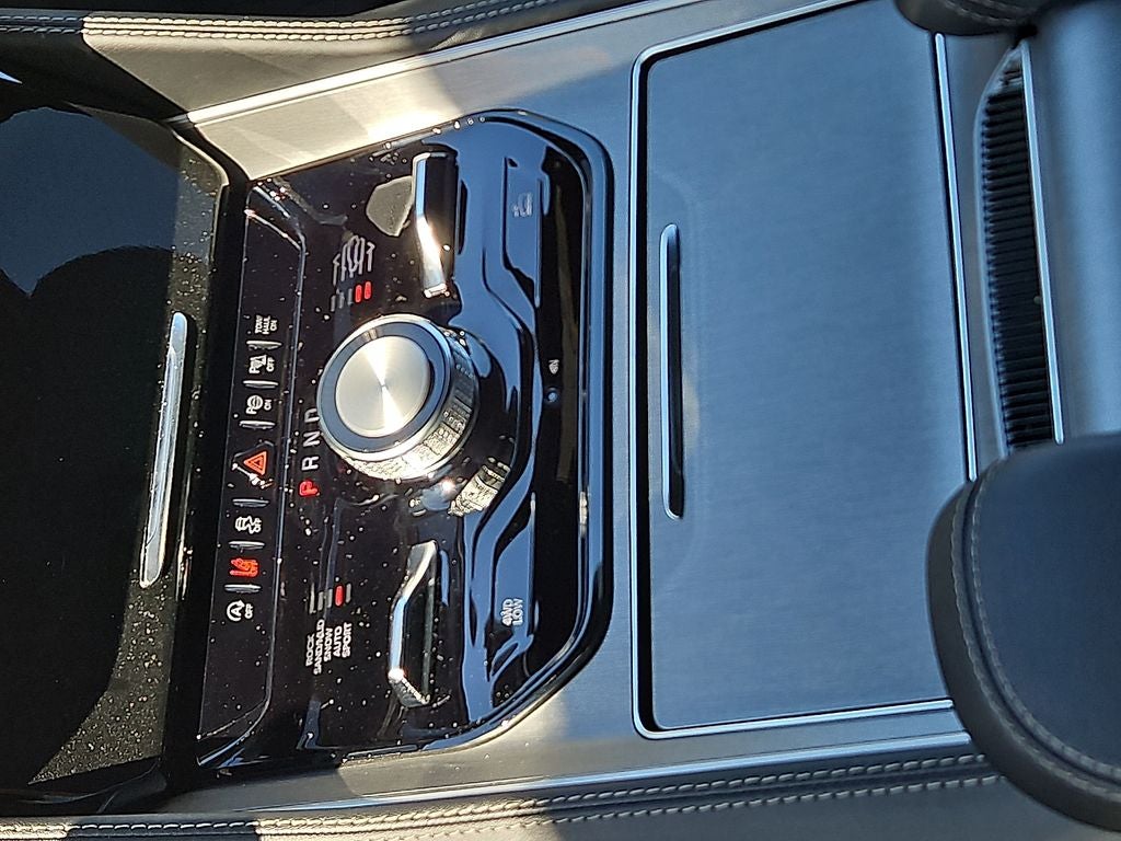 2026 Jeep Grand Wagoneer Upland