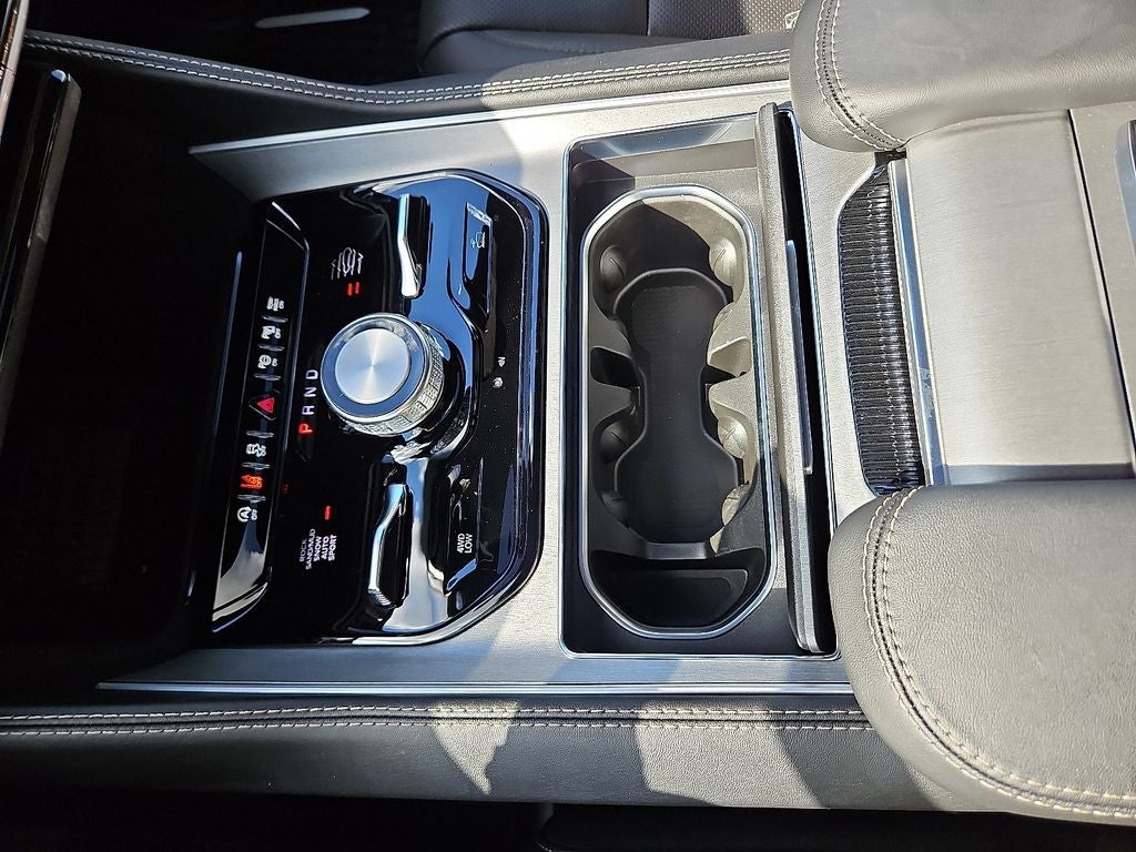 2026 Jeep Grand Wagoneer Upland