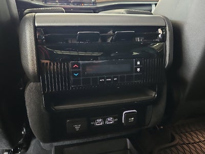2027 Jeep Grand Wagoneer Upland