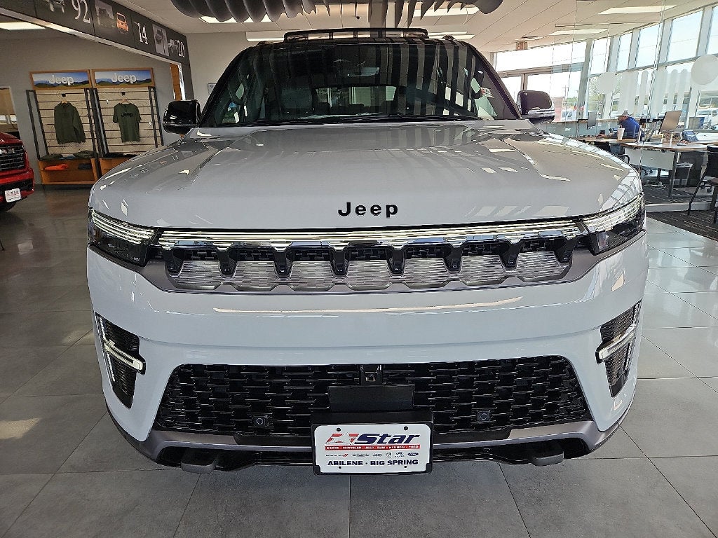 2027 Jeep Grand Wagoneer Upland