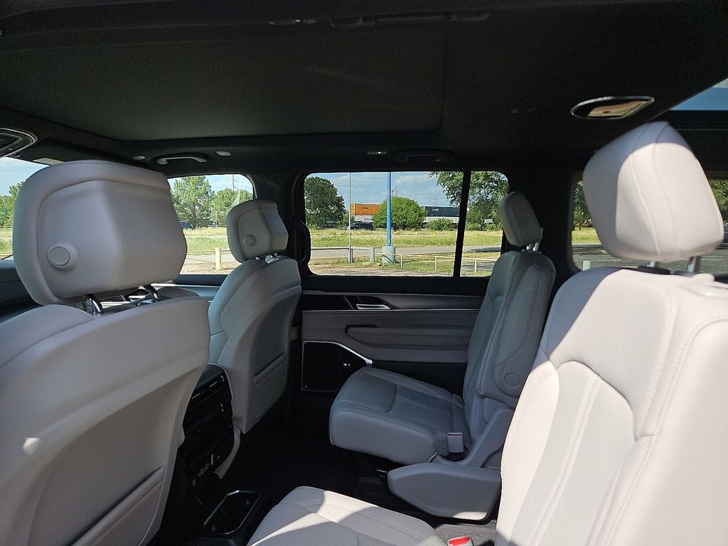2026 Jeep Grand Wagoneer Limited Altitude