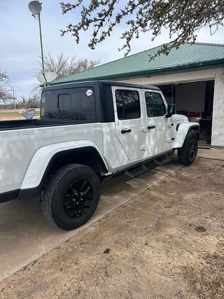 2023 Jeep Gladiator Sport
