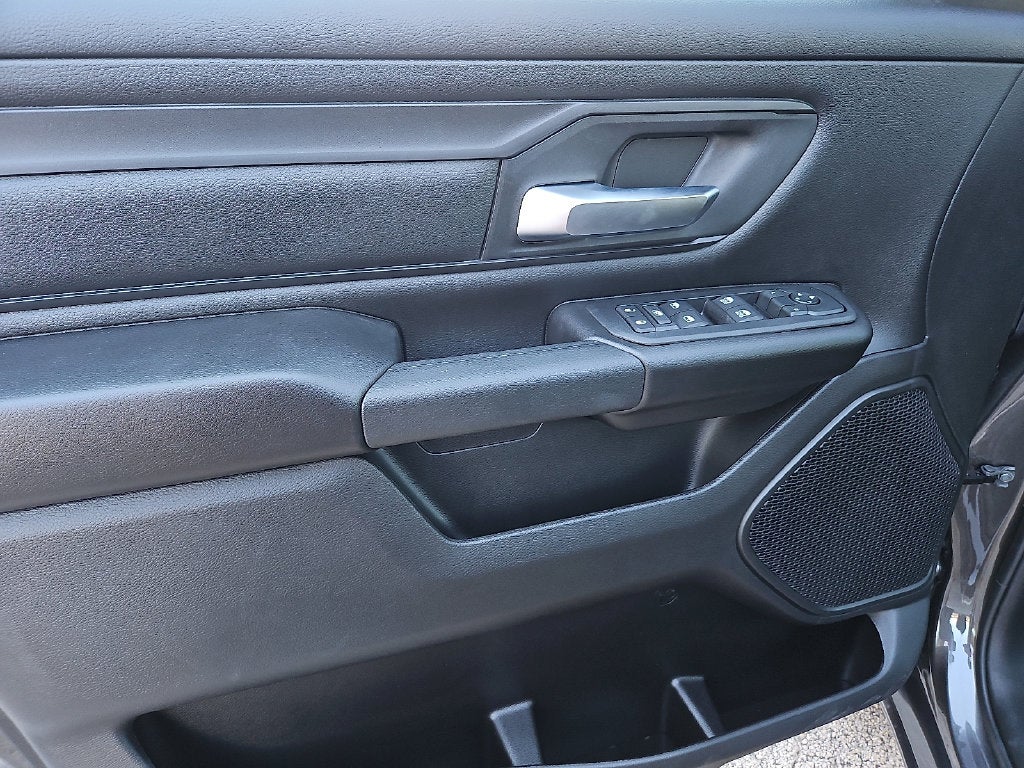 2027 RAM 1500 Express