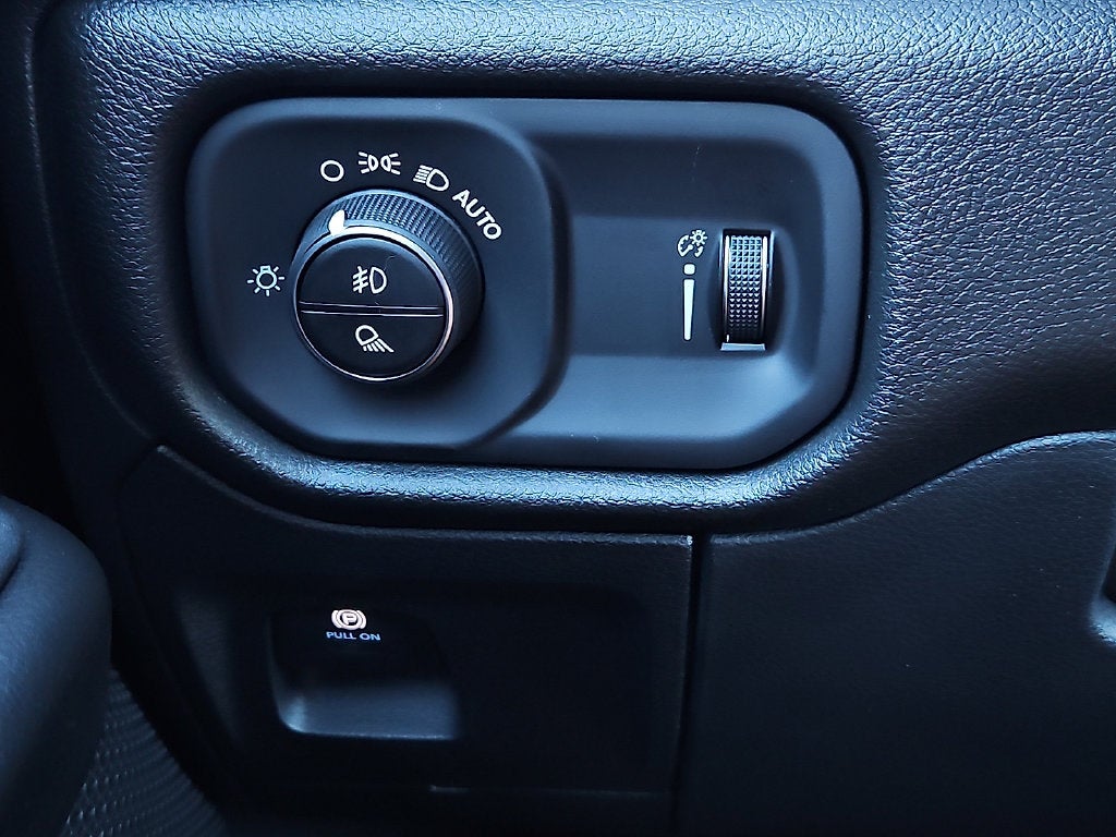 2027 RAM 1500 Express