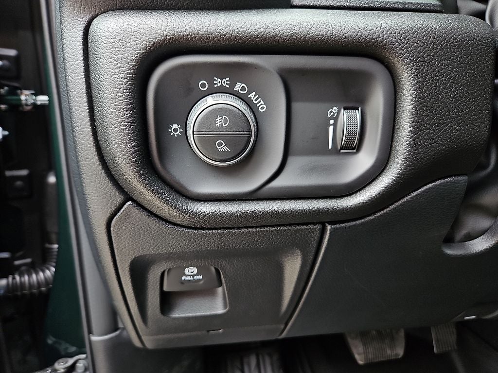 2026 RAM 1500 Warlock