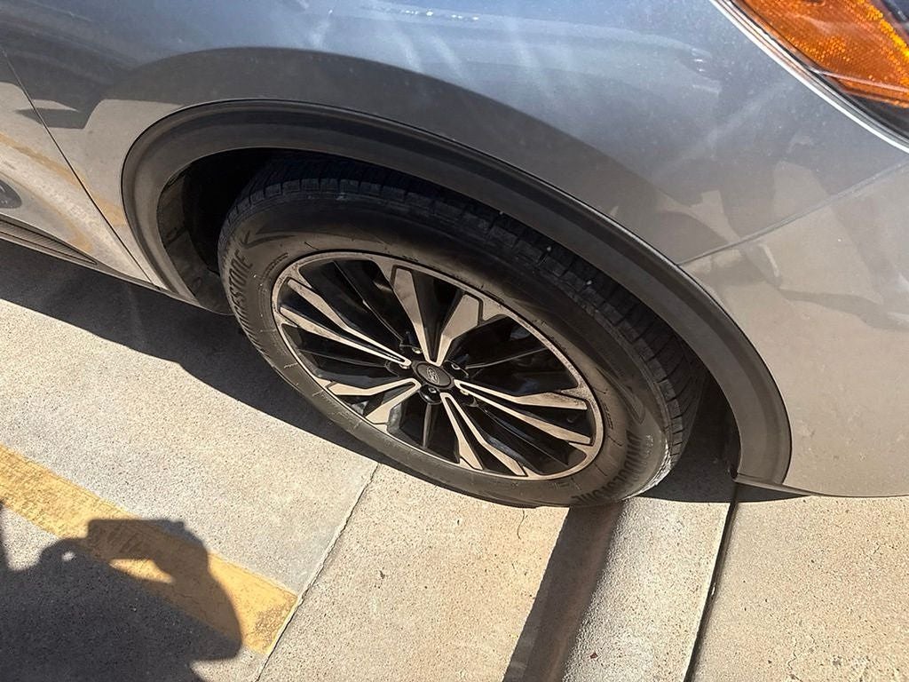 2021 Ford Escape Hybrid SE