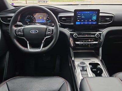 2024 Ford Explorer ST-Line
