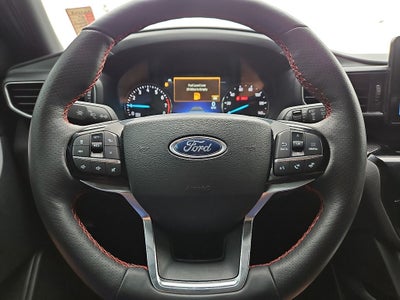 2024 Ford Explorer ST-Line