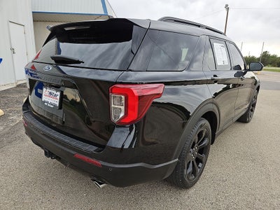 2024 Ford Explorer ST-Line