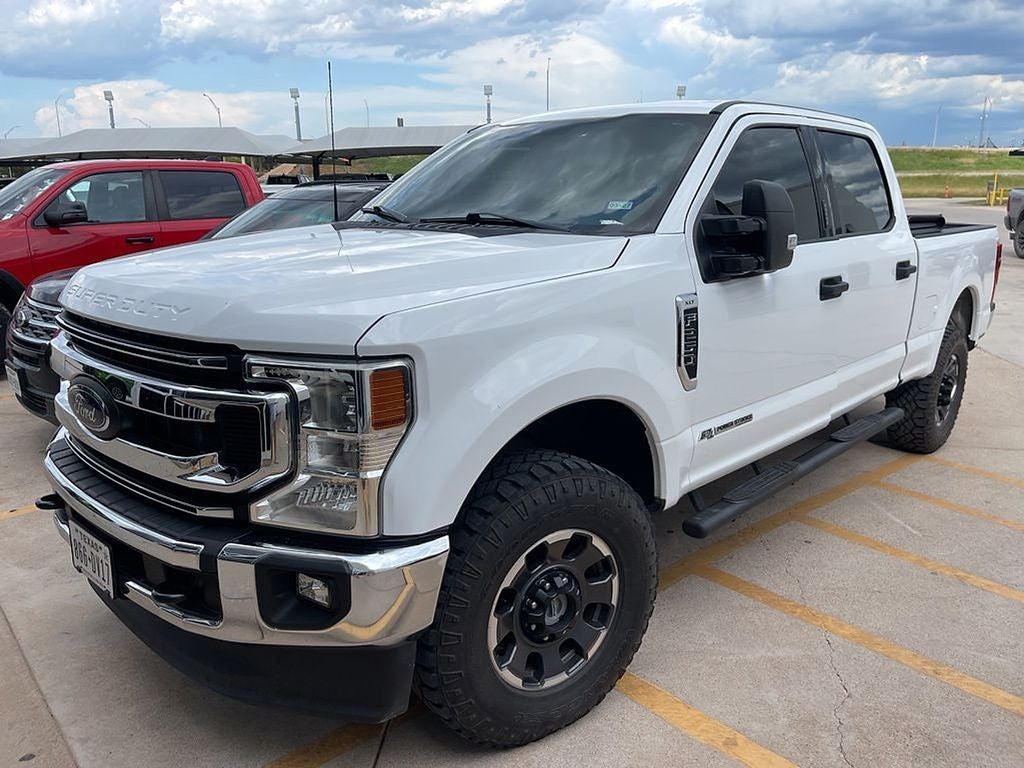 2022 Ford F-250 XLT 4x4 Crew Cab 6-3/4' Box's photo