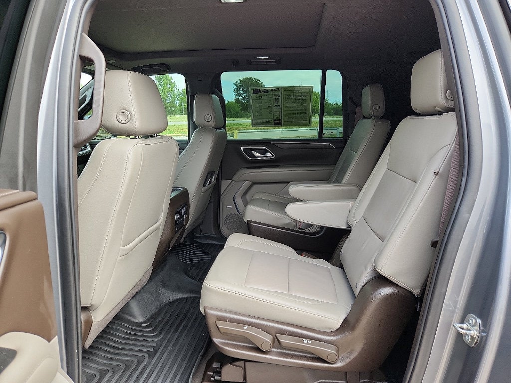 2022 Chevrolet Suburban LT